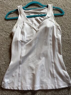 Nike White Women's Athletic Tank Top with Built-In Support sz S